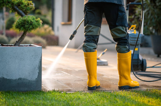 Best Local Pressure Washing Services  in Greendale, WI